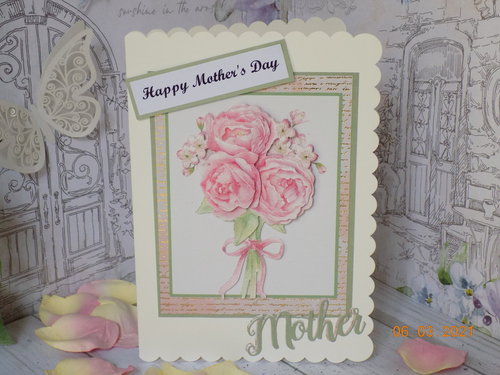 Pink Rose Bouquet Greeting Card